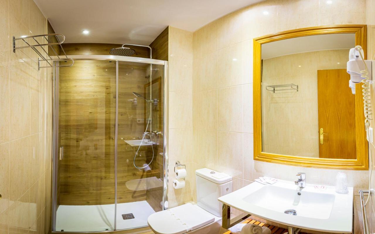 Hotel Les Neus Пас-де-ла-Каса Екстер'єр фото